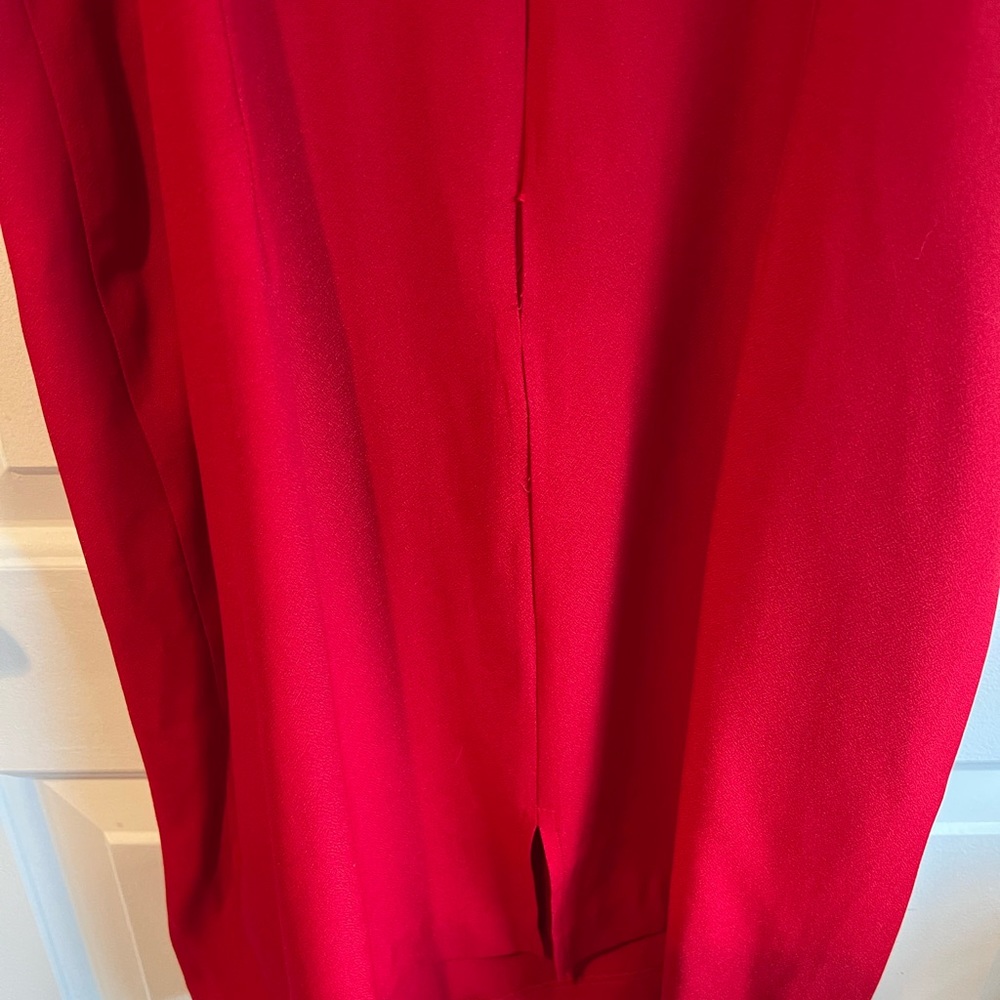 Woman’s Red Dress size 12 small back slit, Rayon - Picture 12 of 13